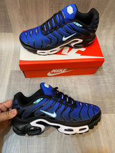 Load image into Gallery viewer, Shoes