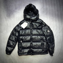 Load image into Gallery viewer, Jacket