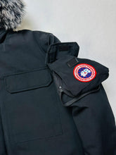Load image into Gallery viewer, Jacket