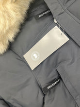 Load image into Gallery viewer, Jacket
