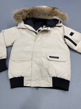 Load image into Gallery viewer, Jacket