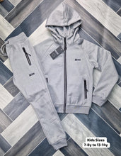 Load image into Gallery viewer, Tracksuit