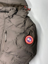 Load image into Gallery viewer, Jacket