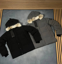 Load image into Gallery viewer, Jacket