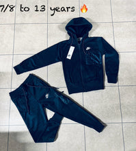 Load image into Gallery viewer, tracksuit Boys