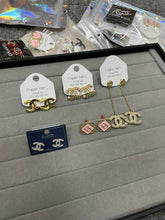 Load image into Gallery viewer, Earring