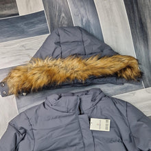 Load image into Gallery viewer, Jacket