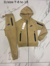 Load image into Gallery viewer, tracksuit Boys