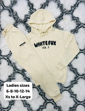 Load image into Gallery viewer, Tracksuit women