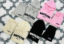 Load image into Gallery viewer, Tracksuit women