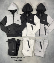 Load image into Gallery viewer, tracksuit Boys