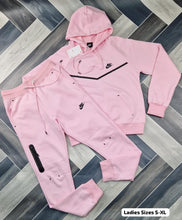 Load image into Gallery viewer, tracksuit