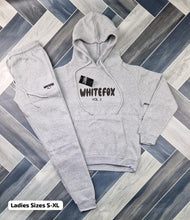 Load image into Gallery viewer, Tracksuit women