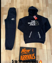 Load image into Gallery viewer, tracksuit Boys