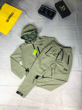 Load image into Gallery viewer, tracksuit Boys