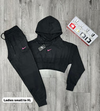 Load image into Gallery viewer, Tracksuit women