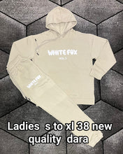 Load image into Gallery viewer, Tracksuit women