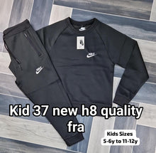 Load image into Gallery viewer, tracksuit Boys