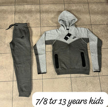 Load image into Gallery viewer, tracksuit boy