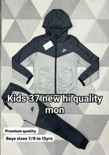 Load image into Gallery viewer, tracksuit boy