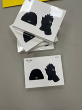 Load image into Gallery viewer, Glove