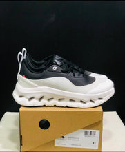 Load image into Gallery viewer, shoes women
