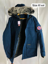 Load image into Gallery viewer, Jacket