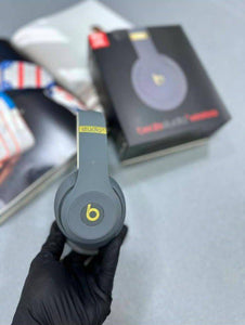 Headphone
