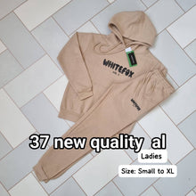 Load image into Gallery viewer, Tracksuit women