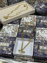 Load image into Gallery viewer, Necklace