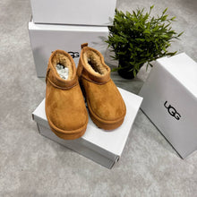 Load image into Gallery viewer, Shoes