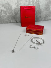 Load image into Gallery viewer, Necklace
