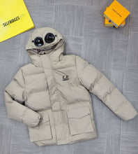 Load image into Gallery viewer, Jacket