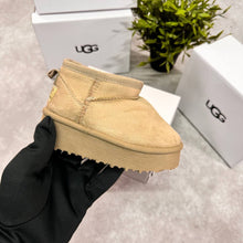 Load image into Gallery viewer, Shoes