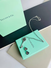 Load image into Gallery viewer, Necklace