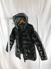 Load image into Gallery viewer, Jacket