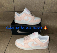 Load image into Gallery viewer, Shoes