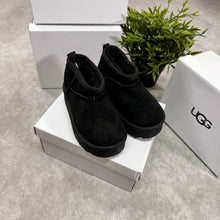 Load image into Gallery viewer, Shoes