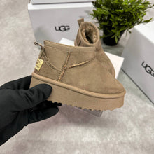 Load image into Gallery viewer, Shoes
