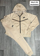 Load image into Gallery viewer, Tracksuit