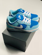 Load image into Gallery viewer, Shoes