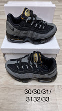Load image into Gallery viewer, Shoes