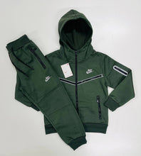 Load image into Gallery viewer, Tracksuit