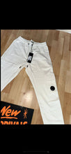 Load image into Gallery viewer, Jeans