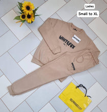 Load image into Gallery viewer, Tracksuit women