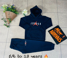 Load image into Gallery viewer, Tracksuit