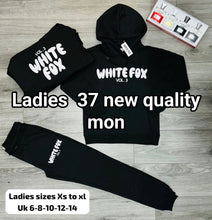 Load image into Gallery viewer, Tracksuit