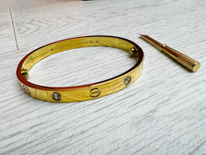Bracelet
