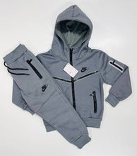Load image into Gallery viewer, Tracksuit