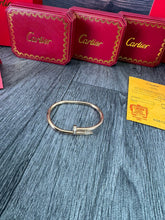 Load image into Gallery viewer, Bracelet